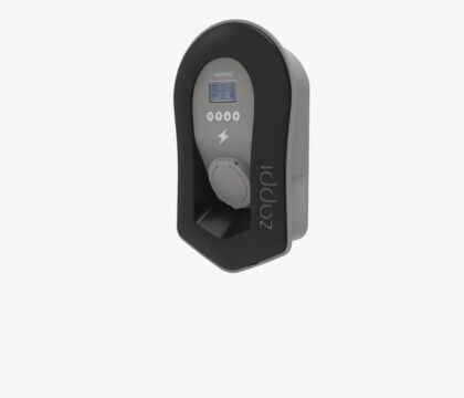 Zappi Wallbox mit Ladesteckdose