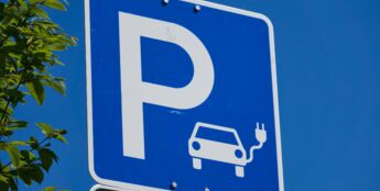 Ladesäulen im öffentlichen Raum gewünscht ? Wir kümmern uns darum!