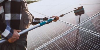 Brenner Energie Solarmodule Reinigen 01